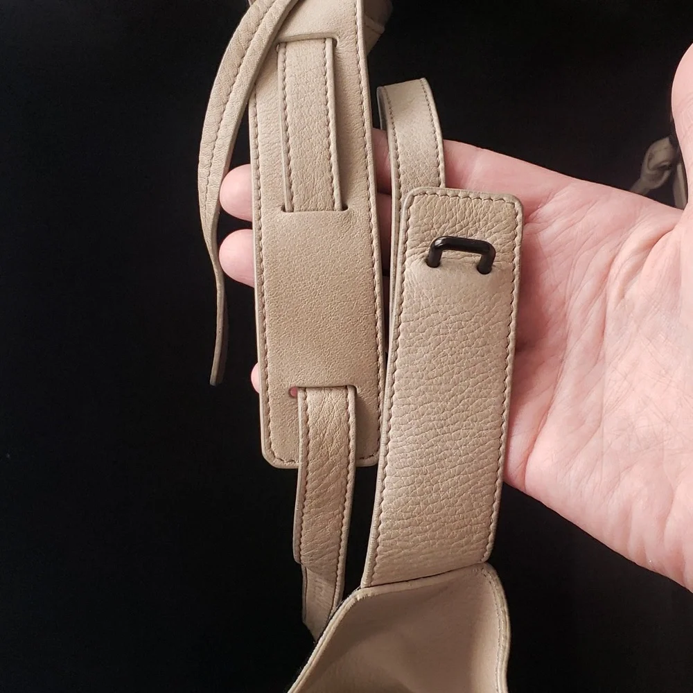 CÉLINE  LUGGAGE MICRO  LARGE SIZE 🔥 😍 - Picture 7 of 16